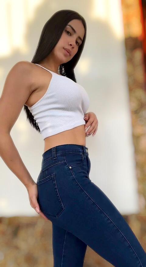 Jean Azul Oscuro, Skinny, Clasico Tiro Alto. (Ref 1102)