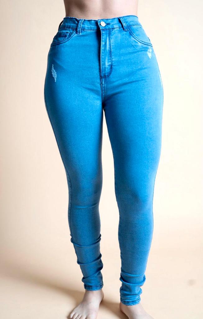 Jean Azul Medio, Desgastes Leves, Skinny, Clasico Tiro Alto. (Ref 1104)